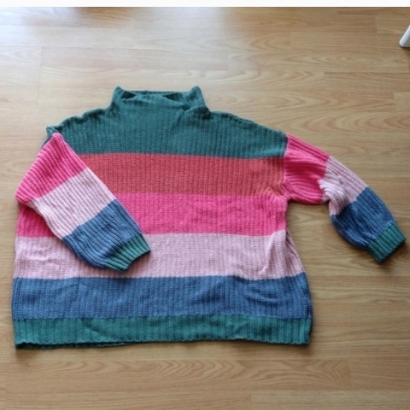 NWOT American Eagle Outfitters Mock Neck Striped Sweater | Size XS/S - Picture 4 of 8